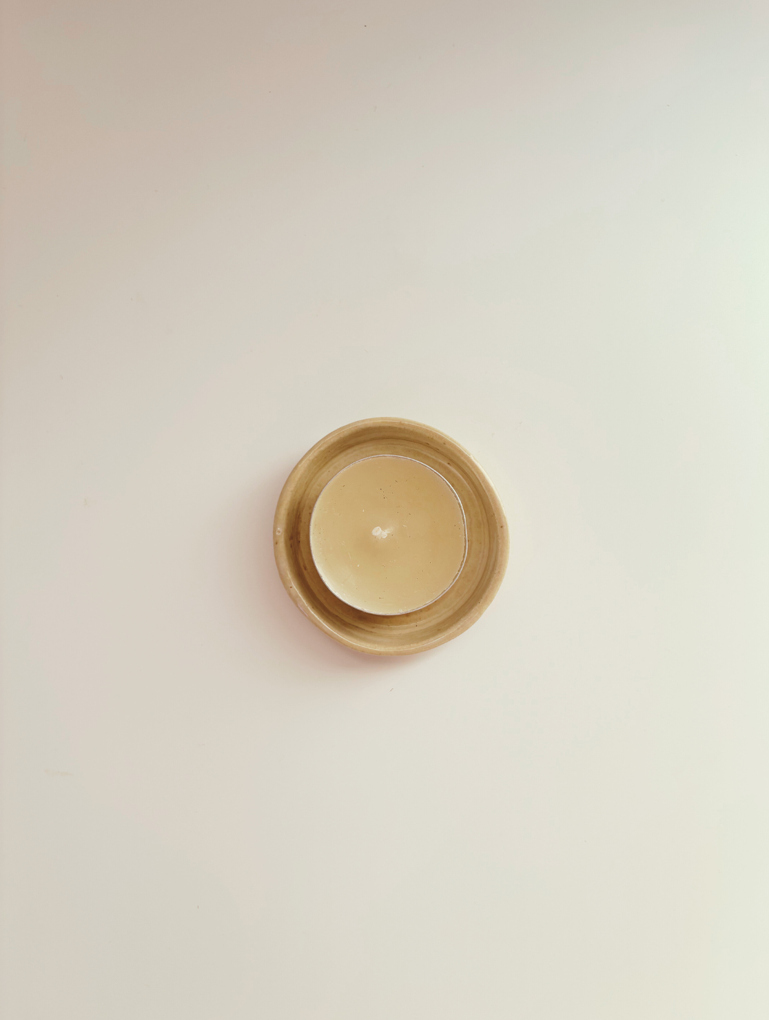 Tealight holder